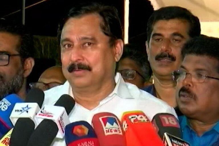 കായികമന്ത്രി വി.അബ്ദുറഹിമാൻ ഇനി സിപിഎംഅംഗം, സിപിഎമ്മിൽ ചേരുന്നത് 9 വർഷത്തിനുശേഷം