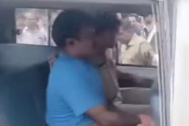 ലൈഫ് പദ്ധതിയിൽ പേരില്ല, പഞ്ചായത്ത് ഓഫീസിന് തീയിട്ട മധ്യവയസ്‌കൻ കസ്റ്റഡിയില്‍