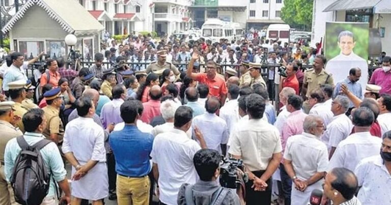 ക്രമസമാധാന പ്രശ്‌നം; ക്രിസ്മസ് ദിനത്തിലും സെന്റ് മേരീസ് ബസിലിക്ക തുറക്കില്ല  