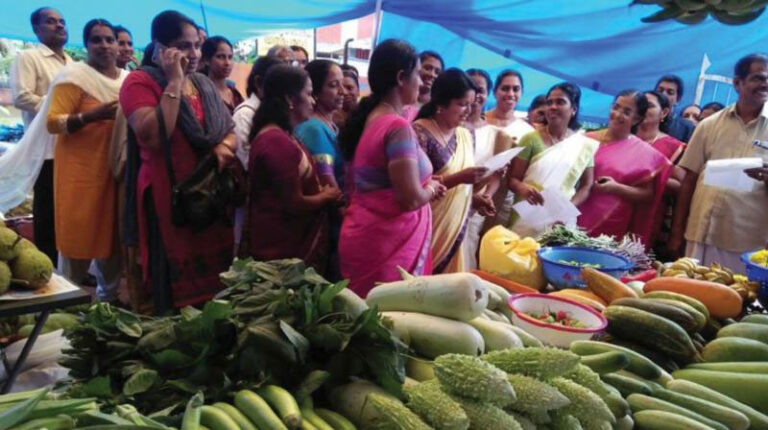 കുടുംബശ്രീ  ഓണച്ചന്തകൾ ഓഗസ്റ്റ് 22 നു തുടങ്ങും, 1070 സിഡിഎസുകളിലും പ്രാദേശിക വിപണന മേളകൾ