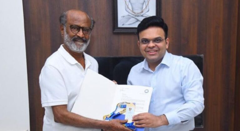 രജനികാന്തിന് ഗോൾഡൻ ടിക്കറ്റ് ,  ലോകകപ്പിലെ എല്ലാ മത്സരവും നേരിട്ട് കാണാം