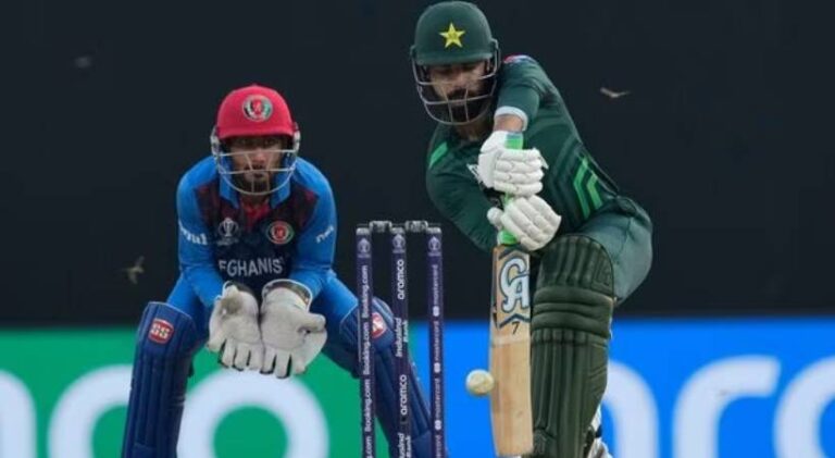 അഫ്‌ഗാനിസ്ഥാന് 283 റൺസ് വിജയലക്ഷ്യം, ബാബർ അസമിനും അബ്ദുള്ള ഷെഫീഖിനും അർദ്ധ സെഞ്ച്വറി