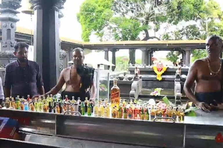 101 കുപ്പി വിദേശമദ്യം കാണിക്കയര്‍പ്പിച്ച് ഭക്തന്‍;സൗജന്യ വിതരണത്തിനൊരുങ്ങി കൊല്ലം മലനട ക്ഷേത്രഭരണസമിതി
