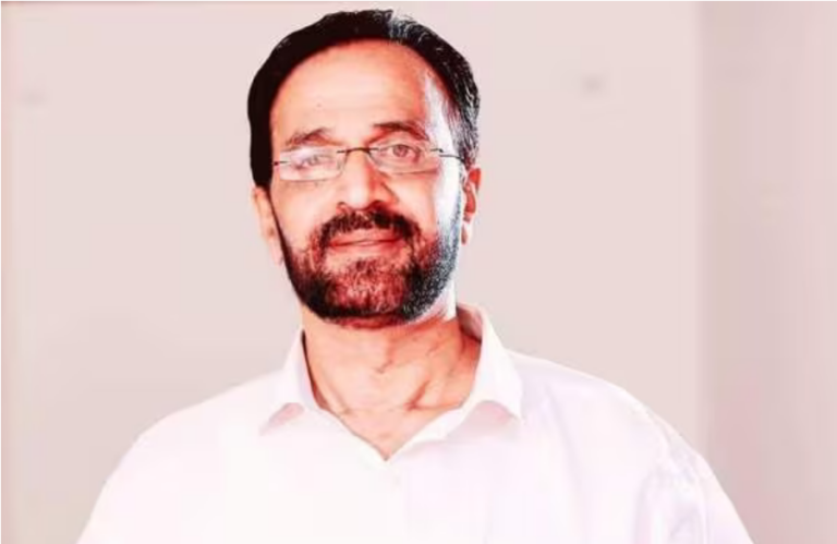 ധര്‍മ്മടം മണ്ഡലത്തില്‍ പിണറായിക്കെതിരെ മത്സരിച്ച രഘുനാഥ് കോണ്‍ഗ്രസ് വിട്ടു