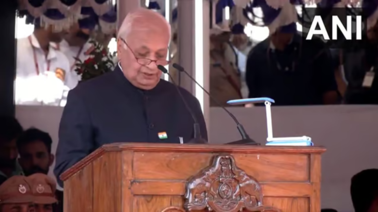 മുഖ്യമന്ത്രി സാക്ഷി, കേ​ന്ദ്ര​ത്തെ പുകഴ്ത്തി കേരളത്തെ വിമർശിച്ച് ഗ​വ​ർ​ണ​റുടെ റിപ്പബ്ലിക് സന്ദേശം