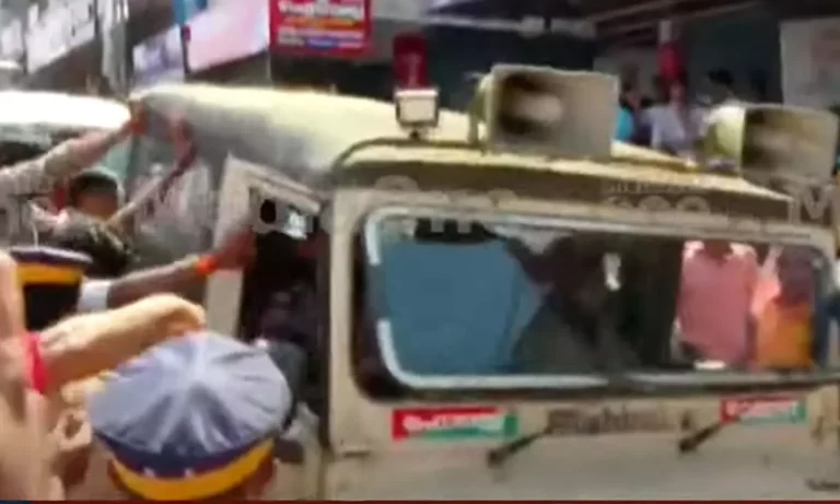 വന്യജീവി ആക്രമണം: പുൽപ്പള്ളി പ്രതിഷേധത്തിൽ രണ്ടുപേർ അറസ്റ്റിൽ
