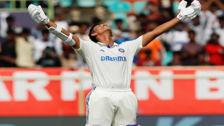 ഡബിൾ സെഞ്ചുറി കുറിക്കുന്ന പ്രായംകുറഞ്ഞ ഇന്ത്യൻ താരമായി  ജെയ്‌സ്വാൾ, ഇന്ത്യ 396 റണ്‍സിന് പുറത്ത്