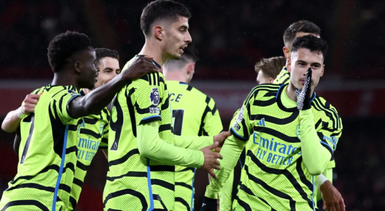 ഗോളിൽ ആറാടി ആർസനൽ; പ്രീമിയർ ലീഗിൽ കിരീട പോരാട്ടം കനക്കുന്നു