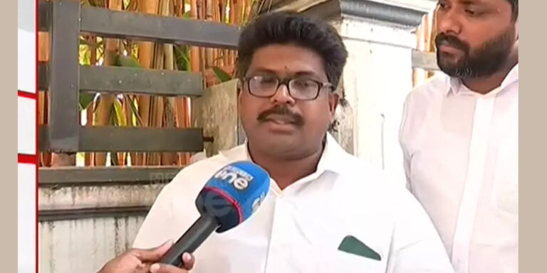 തെരഞ്ഞെടുപ്പു ചുമതലക്കിടെ രാജി , സിപിഐ പത്തനംതിട്ട ജില്ലാ കൗൺസിൽ അംഗം കോൺഗ്രസിൽ