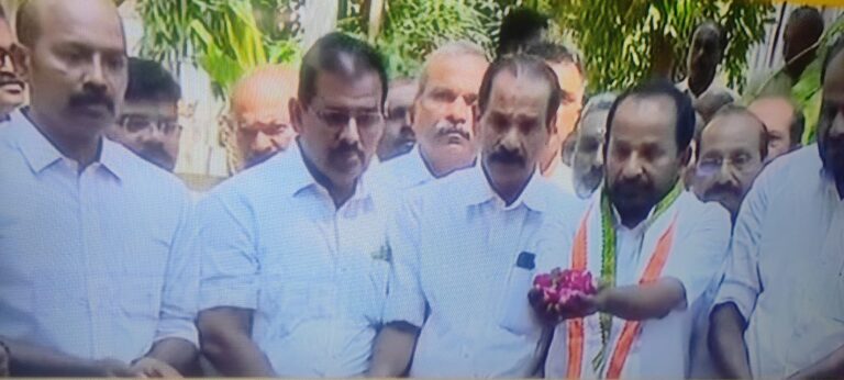ലീഡറുടെ സ്മൃതി മണ്ഡപവും മുരളീമന്ദിരവും നഷ്ടപ്പെടുമോ ?  കോൺഗ്രസ് പ്രവർത്തകർ ആശങ്കയിൽ