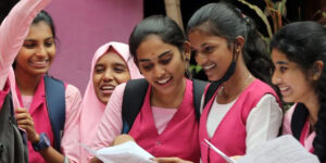 എസ്എസ്എൽസി, പ്ലസ് ടു പരീക്ഷകൾ തിങ്കളാഴ്ച മുതൽ