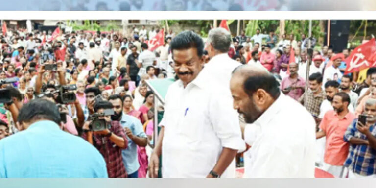 എവി ഗോപിനാഥിന്റെ പെരിങ്ങോട്ടുകുറുശി വികസന സമിതിയുടെ പിന്തുണ കെ രാധാകൃഷ്ണന്