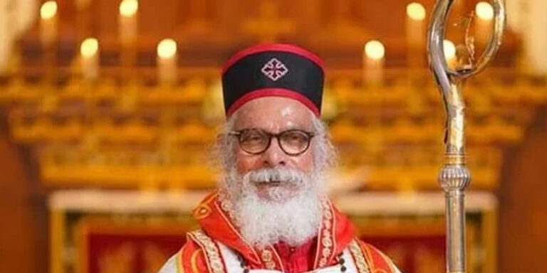 ബി​ലീ​വേ​ഴ്സ് ഈ​സ്റ്റേ​ൺ സ​ഭാ​ധ്യ​ക്ഷ​ൻ കെ​പി യോ​ഹ​ന്നാ​ന്‍റെ മൃ​ത​ദേ​ഹം കൊച്ചിയിലെത്തിച്ചു