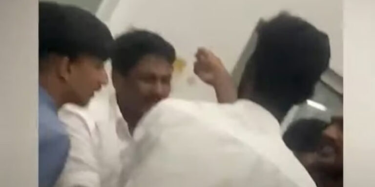 കൂട്ടത്തല്ല്; കെഎസ് യു  സംസ്ഥാന ജനറല്‍ സെക്രട്ടറി ഉള്‍പ്പടെ നാലു നേതാക്കള്‍ക്ക് സസ്‌പെന്‍ഷന്‍