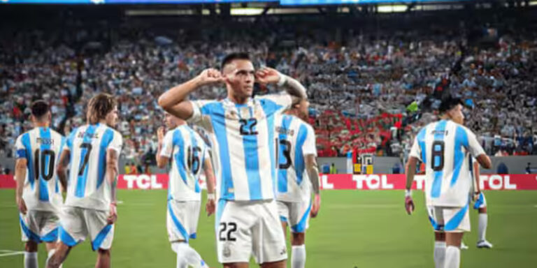 മാ​ർ​ട്ടി​ന​സ് ര​ക്ഷ​ക​നാ​യി; ചി​ലി​യെ വീ​ഴ്ത്തി അ​ർ​ജ​ന്‍റീ​ന ക്വാ​ർ​ട്ട​റി​ൽ