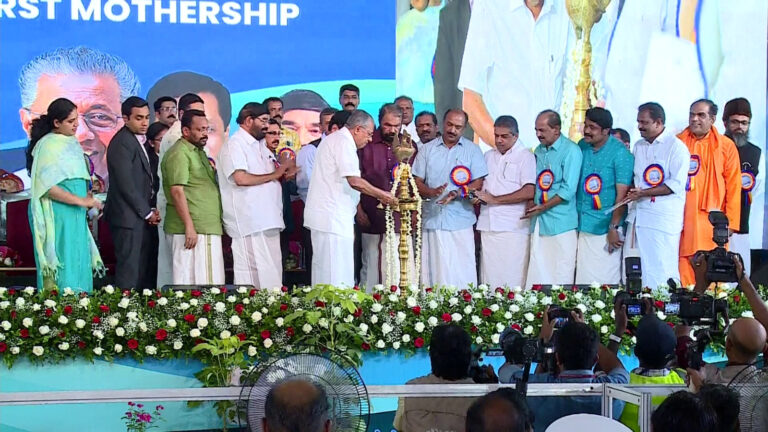 2028ഓടെ സമ്പൂര്‍ണ തുറമുഖമായി വിഴിഞ്ഞം മാറും, 10,000 കോടി രൂപയുടെ നിക്ഷേപം കേരളത്തിലെത്തുമെന്നും മുഖ്യമന്ത്രി 