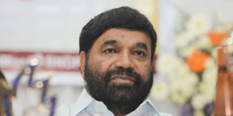 ‘ശബരിമലയില്‍ നേരിട്ട് സ്‌പോട്ട് ബുക്കിങ്ങ് ഉണ്ടാവില്ല’; രാഷ്ട്രീയ മുതലെടുപ്പ് നടത്തിയാല്‍ നേരിടും: മന്ത്രി വി എന്‍ വാസവന്‍