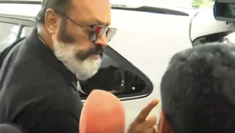മാ​ധ്യ​മ​പ്ര​വ​ർ​ത്ത​ക​രെ ക​യ്യേ​റ്റം ചെ​യ്തെ​ന്ന പ​രാ​തി : സു​രേ​ഷ് ഗോ​പി​ക്കെ​തി​രെ കേ​സെ​ടു​ക്കേണ്ടതില്ലെന്ന് പോലീസ്