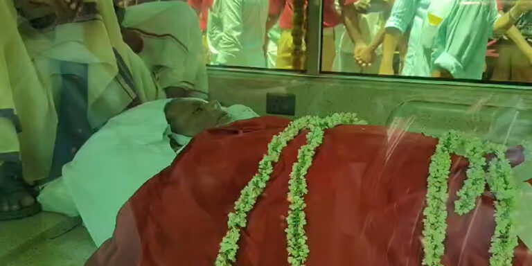 കൂത്തുപറമ്പ് രക്തസാക്ഷി പുഷ്പന് യാത്രാമൊഴി