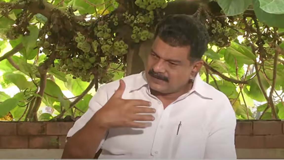 ആശുപത്രിയില്‍ എത്തി ഡോക്ടറുടെ ജോലി തടസ്സപ്പെടുത്തി; പിവി അന്‍വറിനെതിരെ കേസെടുത്ത് പൊലീസ്