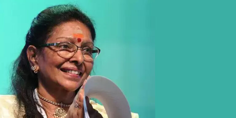 വയനാടിനെ കുറിച്ച് ചർച്ച ചെയ്യൂ,  ഹേമ കമ്മിറ്റി റിപ്പോർട്ട് ചർച്ച ചെയ്യുന്നത് ജോലിയില്ലാത്തവരെന്ന് നടി ശാരദ