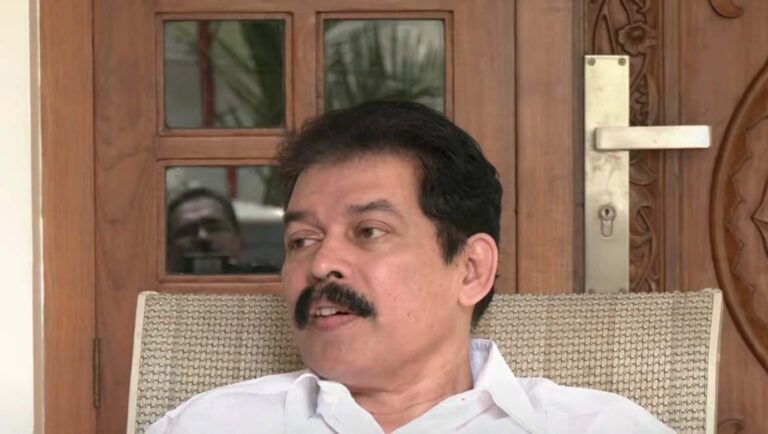 മുസ്ലീംലീഗുമായി ചേര്‍ന്ന് മുഹമ്മദ് റിയാസ് വികസന പ്രവര്‍ത്തനങ്ങള്‍ അട്ടിമറിച്ചു : കാരാട്ട് റസാഖ്