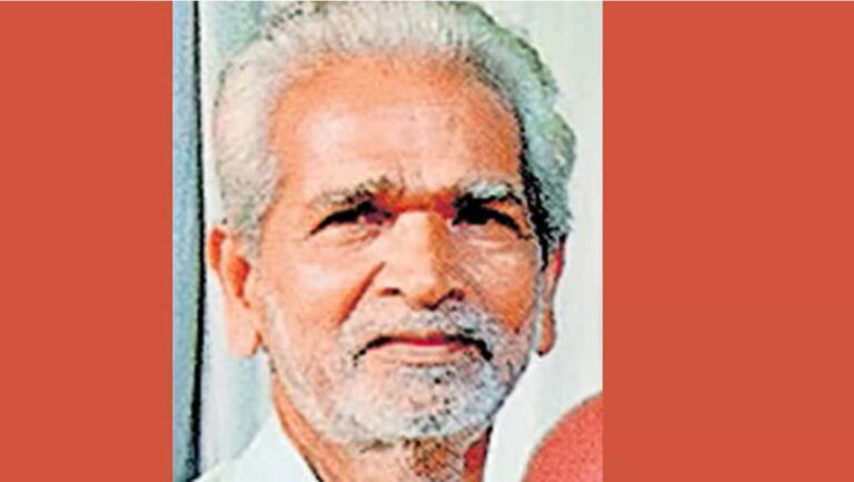 ടൂറിസ്റ്റ് ബസിന്റെ ലഗേജ് കാരിയറിന്റെ തുറന്നുവച്ച വാതില്‍ തട്ടി; വഴിയാത്രക്കാരന്‍ മരിച്ചു