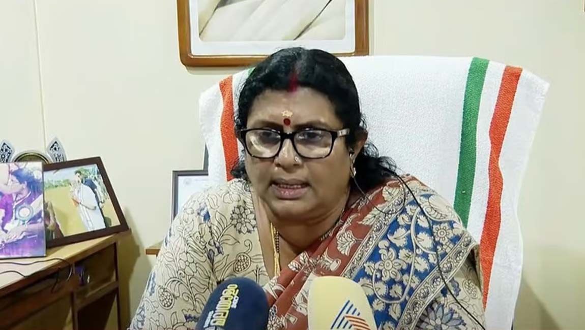 പാലക്കാട് ഉപതെരഞ്ഞെടുപ്പില്‍ സ്ഥാനാര്‍ത്ഥി നിര്‍ണയത്തില്‍ പാളിച്ചയുണ്ടായി : നഗരസഭ ചെയര്‍പേഴ്‌സൺ പ്രമീള ശശിധരന്‍