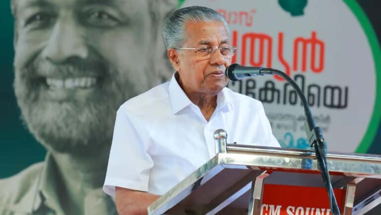 പ്രിയങ്ക മത്സരിക്കുന്നത് ജമാഅത്തെ പിന്തുണയില്‍; കോണ്‍ഗ്രസിന്റെ മുഖംമൂടി അഴിഞ്ഞുവീണു : പിണറായി
