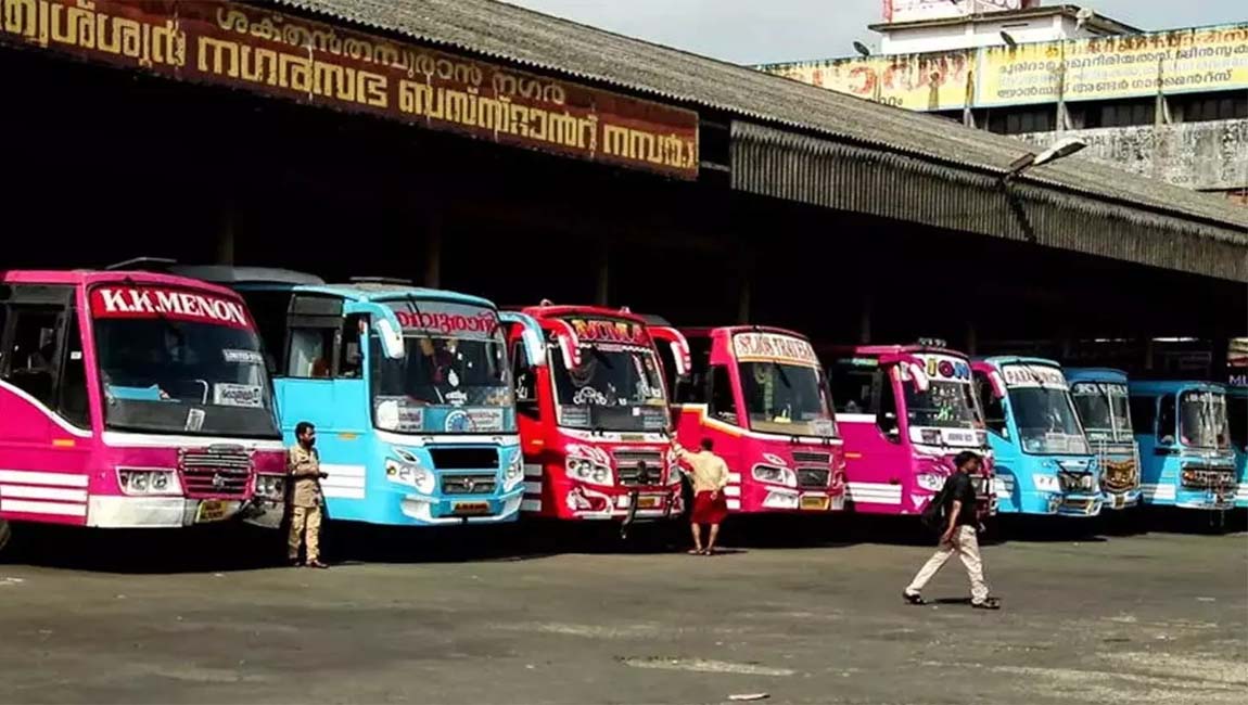 കോഴിക്കോട് – മാവൂര്‍ റൂട്ടില്‍ സ്വകാര്യ ബസുകളുടെ മിന്നല്‍ പണിമുടക്ക്