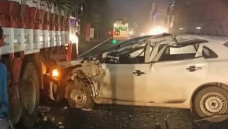 പാലായില്‍ ലോറിയിലേക്ക് കാര്‍ ഇടിച്ചു കയറി; ഒരു വയസ്സുള്ള കുട്ടി ഉള്‍പ്പെടെ മൂന്നുപേര്‍ക്ക് പരിക്ക്