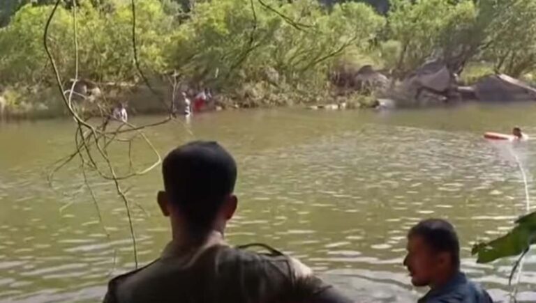 കാസര്‍കോട് കുളിക്കാനിറങ്ങിയ മൂന്ന് കുട്ടികള്‍ മുങ്ങി മരിച്ചു