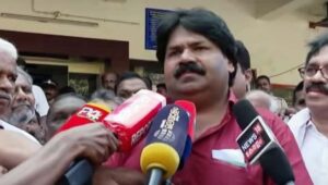 പത്തനംതിട്ടയില്‍ സിപിഐഎം സസ്‌പെന്റ് ആര്‍ കൃഷ്ണകുമാര്‍ പ്രസിഡന്റ് തെരഞ്ഞെടുപ്പിൽ വിജയിച്ചു
