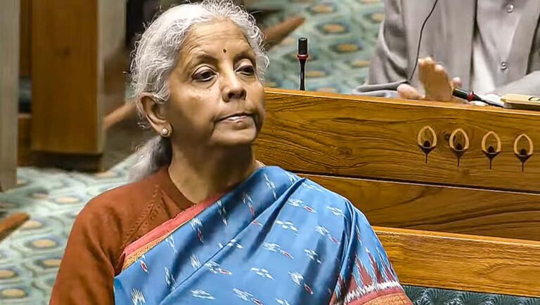 അടിത്തറ ഭദ്രം, അടുത്ത വര്‍ഷം 6.8 ശതമാനം വളര്‍ച്ച; സാമ്പത്തിക സര്‍വേ പാര്‍ലമെന്റില്‍