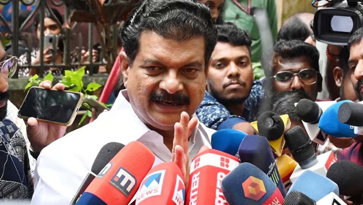 യുഡിഎഫ്, സാമുദായിക നേതാക്കൾ ഒരുപകൽ കൂടി കാത്തിരിക്കാൻ ആവശ്യപ്പെട്ടു; ആ അഭിപ്രായത്തെ തള്ളികളയാൻ കഴിയില്ല : പി.വി അന്‍വര്‍