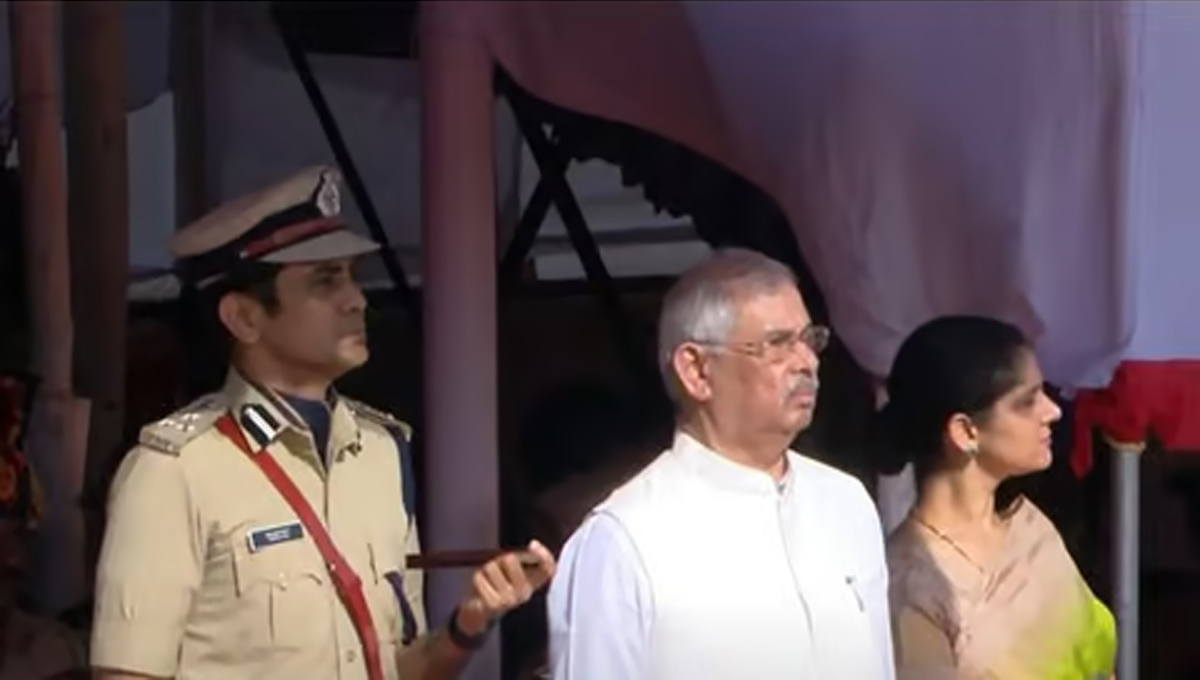 റിപ്പബ്ലിക് ദിനാഘോഷ ചടങ്ങിനിടെ തിരുവനന്തപുരം പൊലീസ് കമ്മീഷണര്‍ കുഴഞ്ഞു വീണു