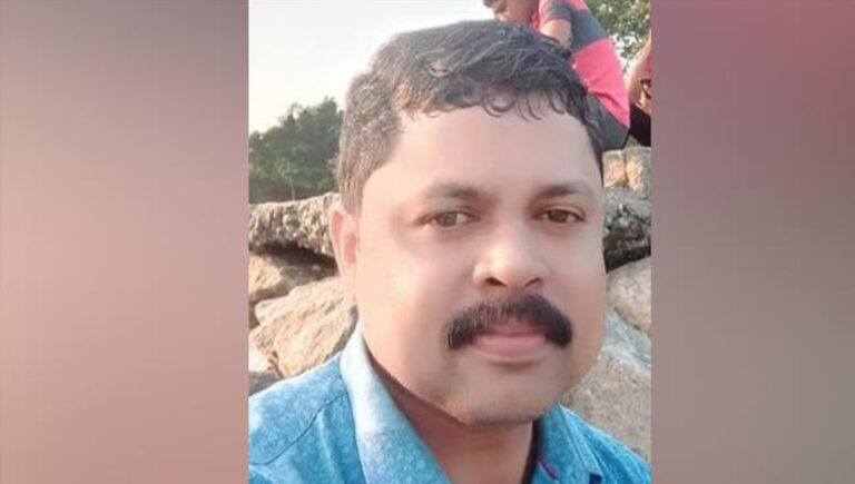 ആ​ല​പ്പു​ഴയിൽ നി​ർ​ത്തി​യി​ട്ടി​രു​ന്ന കാ​റി​ൽ യു​വാ​വ് മ​രി​ച്ച നി​ല​യി​ൽ; സു​ഹൃ​ത്ത് ഗു​രു​ത​രാ​വ​സ്ഥ​യി​ൽ