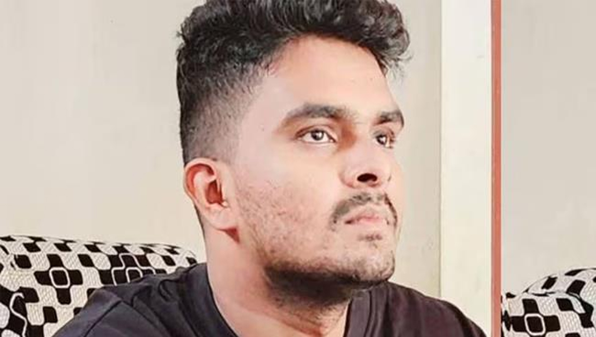 തിരുവനന്തപുരത്ത് കൂട്ടക്കൊല?, ആറുപേരെ വെട്ടിയെന്ന് യുവാവ്, പ്രതി പൊലീസില്‍ കീഴടങ്ങി