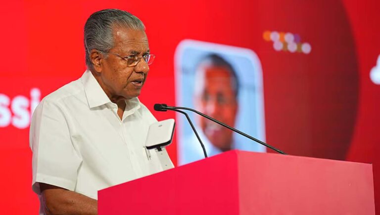 കേരളത്തിൽ നവംബറോടെ അതിദരിദ്രർ ഉണ്ടാകില്ല : മുഖ്യമന്ത്രി