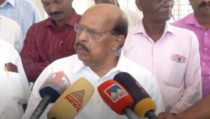 സൈബര്‍ പോരാളികള്‍ പാര്‍ട്ടി വിരുദ്ധരും പൊളിറ്റിക്കല്‍ ഫാദര്‍ ലെസ്സ്‌നെസ്സ് ഉള്ളവരും ആണ് : ജി സുധാകരന്‍