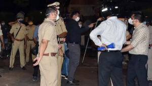 ഗുജറാത്തിൽ നരബലി?; നാലുവയസ്സുകാരിയെ തട്ടിക്കൊണ്ടുപോയി കൊലപ്പെടുത്തി, ക്ഷേത്രപടിക്കെട്ടുകളില്‍ രക്തമൊഴുക്കി
