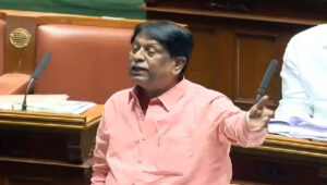 പുരുഷന്മാര്‍ക്ക് ആഴ്ചയില്‍ രണ്ട് കുപ്പി മദ്യം സൗജന്യമായി നല്‍കണം; നിയമസഭയില്‍ കര്‍ണാടക എംഎല്‍എ