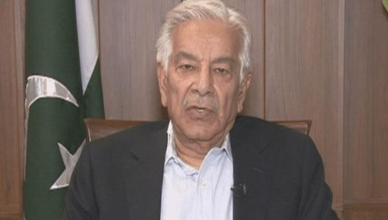 വെ​ള്ളം ന​ൽ​കി​യി​ല്ലെ​ങ്കി​ൽ യു​ദ്ധം; ആ​ണ​വ​ഭീ​ഷ​ണി​യു​മാ​യി പാ​ക് പ്ര​തി​രോ​ധ​മ​ന്ത്രി