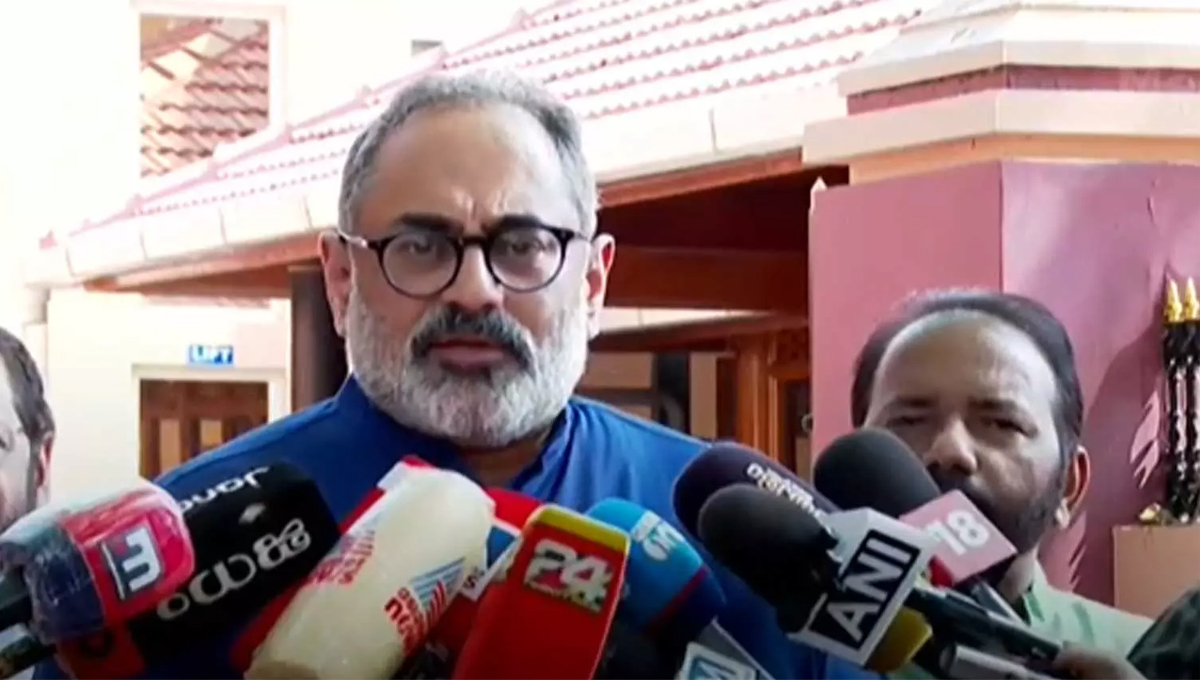 അലഞ്ചേരി പിതാവിന്റെ അനുഗ്രഹം വാങ്ങി; എല്ലാ ആഘോഷങ്ങളിലും ബിജെപി പ്രവർത്തകർ കൂടെ ഉണ്ടാകും: രാജീവ്‌ ചന്ദ്രശേഖർ