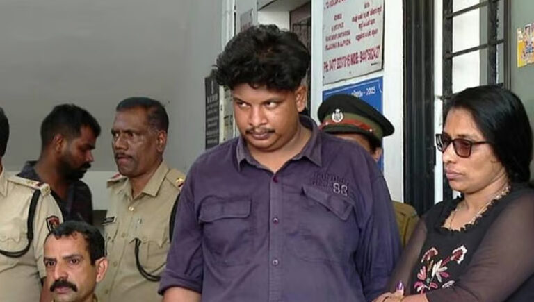 ഹൈബ്രിഡ് കഞ്ചാവ് കേസ് : പ്രതികളെ കസ്റ്റഡിയിൽ വിട്ടു