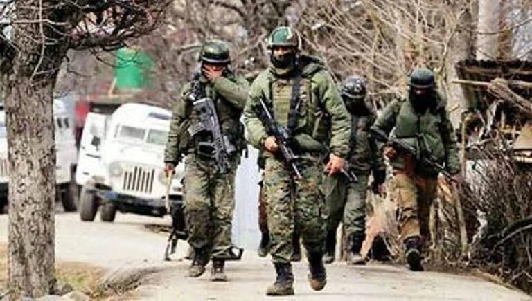 ജമ്മു കശ്മീരില്‍ വന്‍ ഭീകരാക്രമണം; 27 പേര്‍ കൊല്ലപ്പെട്ടു