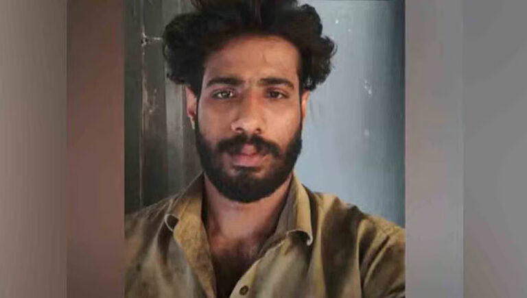 വഴിയോരത്ത് യുവാവ് മരിച്ച നിലയില്‍; മര്‍ദ്ദിച്ച് കൊലപ്പെടുത്തിയതെന്ന് ആരോപണം