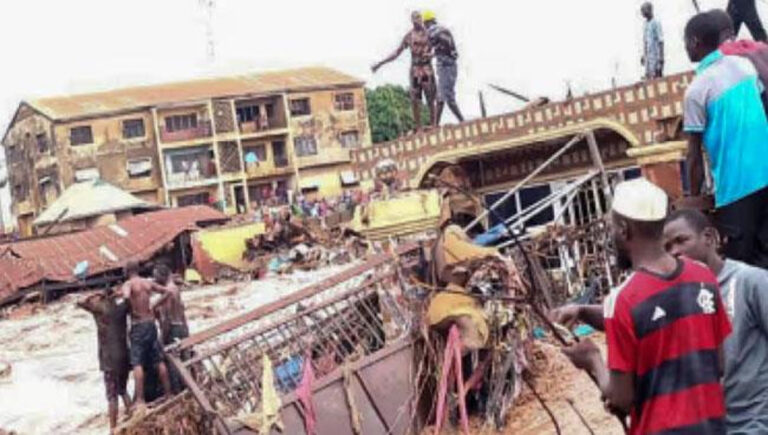 നൈ​ജീ​രി​യ​യി​ൽ വെ​ള്ള​പ്പൊ​ക്കം; 115 മൃ​ത​ദേ​ഹ​ങ്ങ​ൾ ക​ണ്ടെ​ത്തി