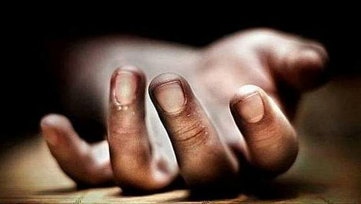 അമ്മ ചക്ക മുറിക്കുന്നതിനിടെ കാല്‍വഴുതി വീണ് എട്ട് വയസുകാരന് ദാരുണാന്ത്യം