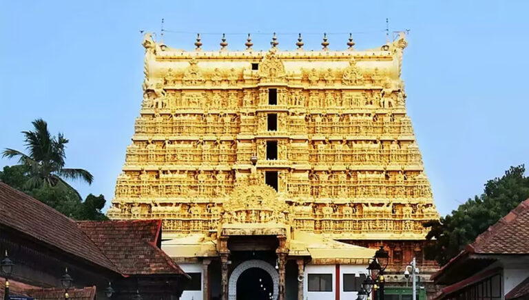 പത്മനാഭ സ്വാമി ക്ഷേത്രത്തിൽ മോഷണം; 13 പവൻ സ്വർണം കവർന്നു